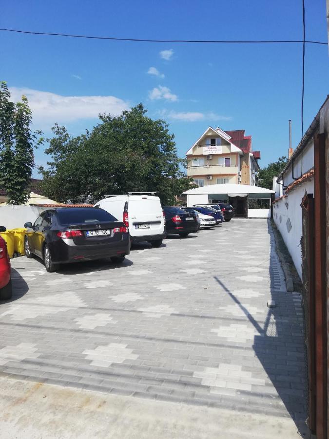 Hotel Panos Două Mai Exteriér fotografie