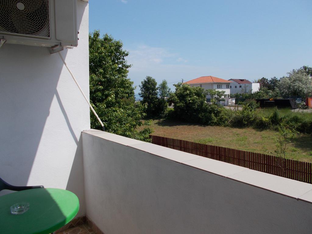 Hotel Panos Două Mai Exteriér fotografie