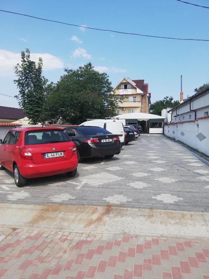 Hotel Panos Două Mai Exteriér fotografie